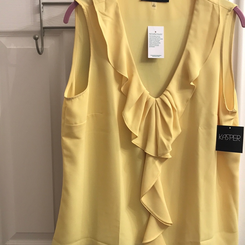 Lovely Kasper sleeveless blouse in lemon yellow
